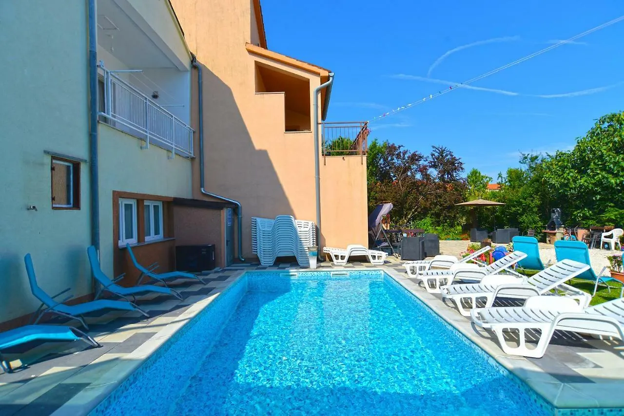 Apartments Olea Phasiana Fazana 0*,  Croatia